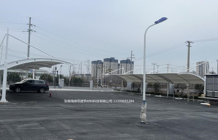 吳山公交站膜結構停車棚1.jpg